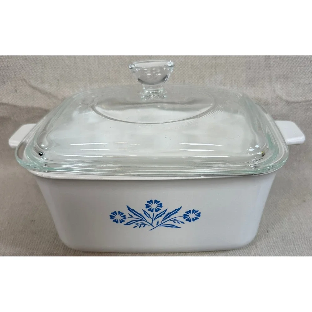 Corning Ware Blue Cornflower 1.5 Quart Casserole Dish with Lid P-4-B Vintage